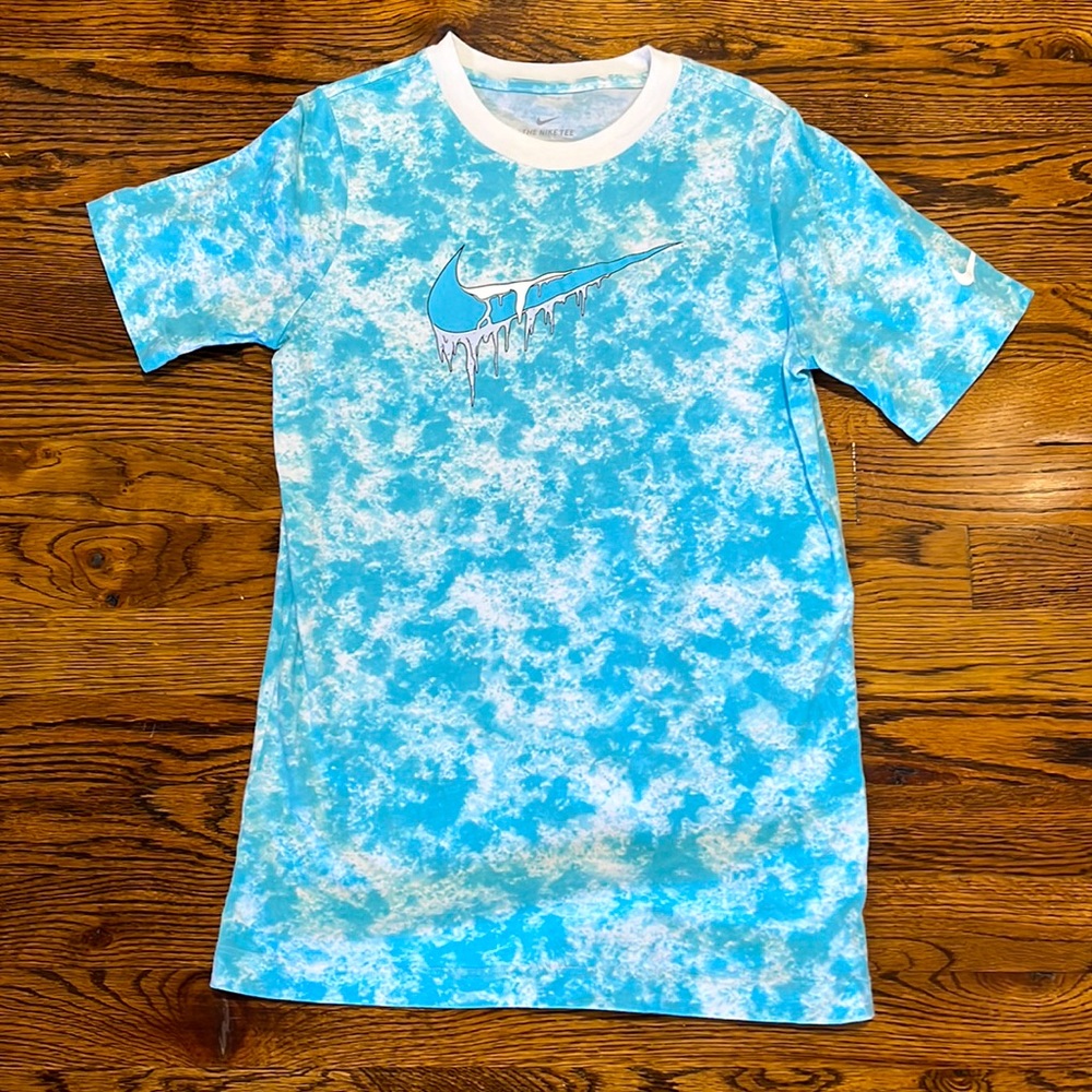 Nike shirt
